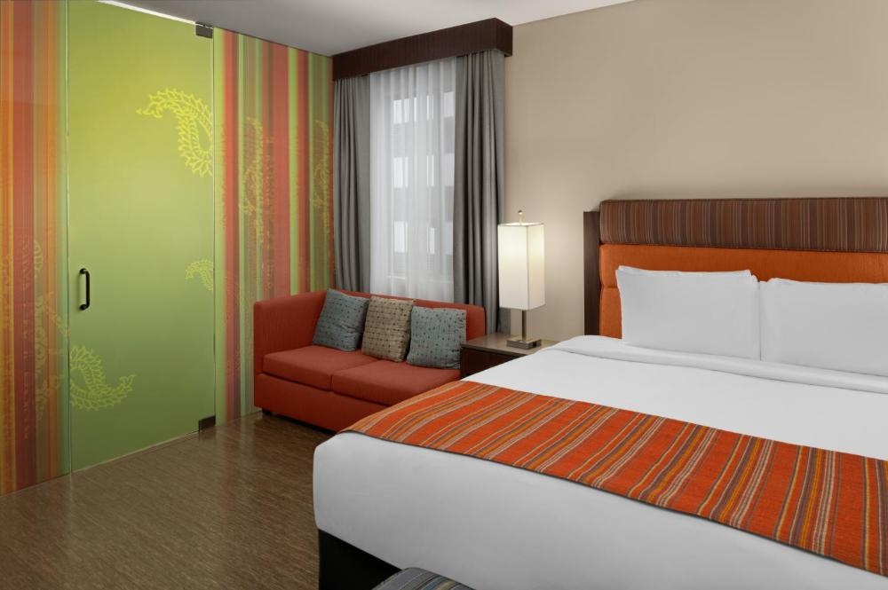 SIRTAJ – Beverly Hills Image 24