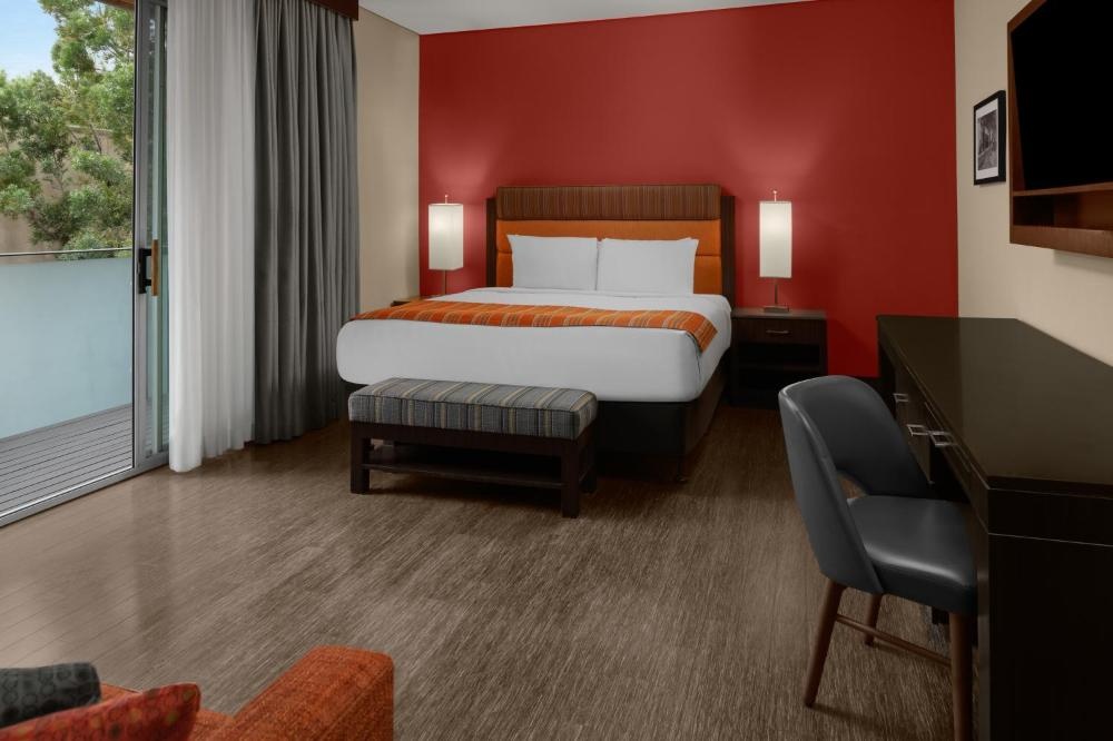SIRTAJ – Beverly Hills Image 62