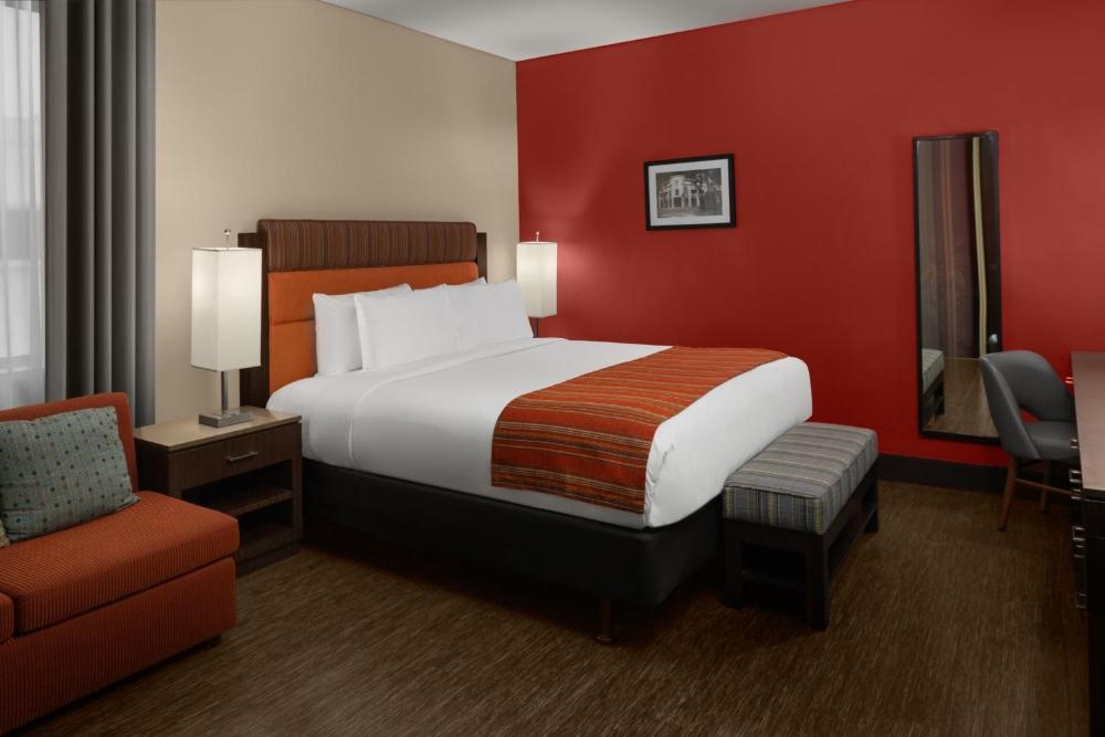 SIRTAJ – Beverly Hills Image 70